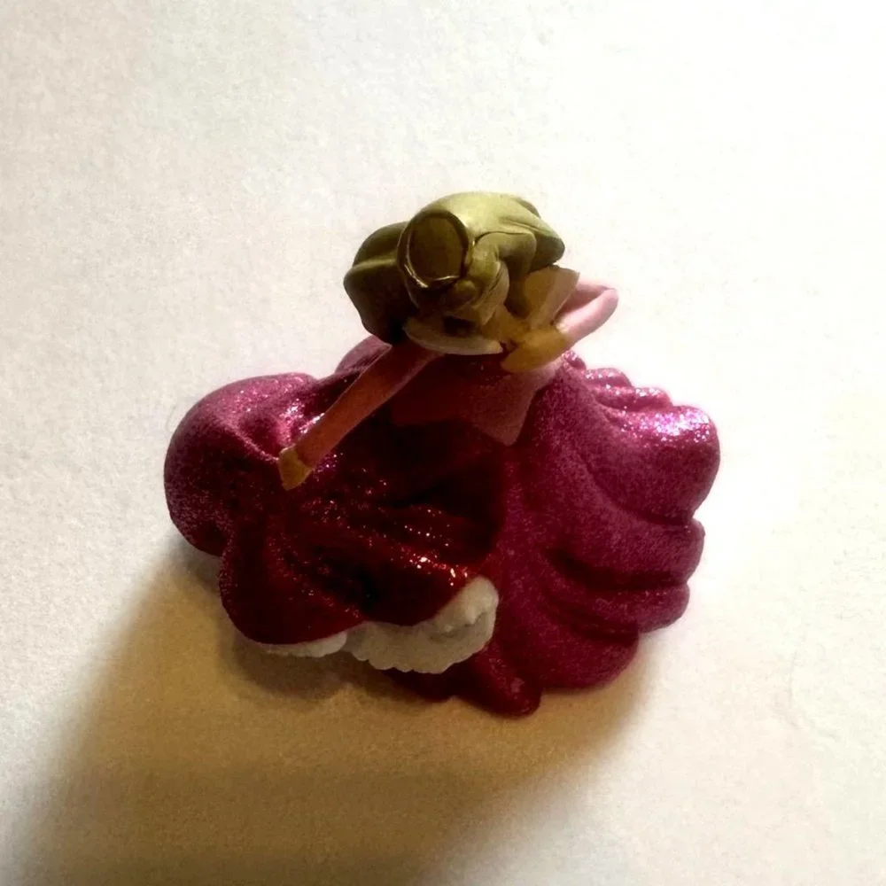 Disney Store Princess Sleeping Beauty Aurora 4 inch Figure Glitter Gown 2.5